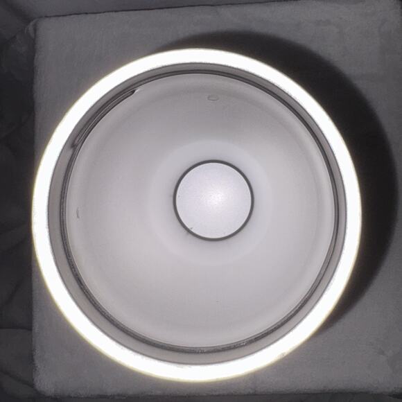 Starbucks 2022 Silver Ribbon Swirl Stainless Steel Tumbler Cold Venti 24oz - Picture 4 of 6